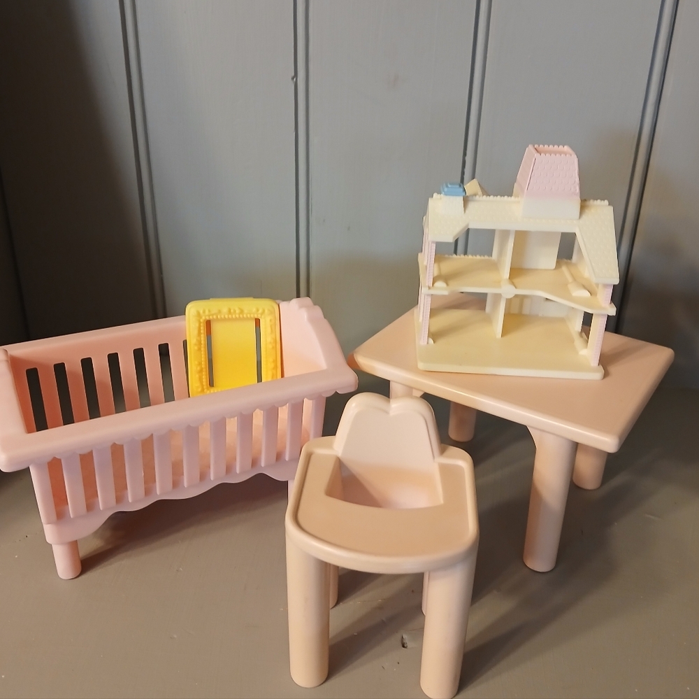 Playskool Vintage 1990"s Doll House Furniture